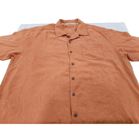 Tommy Bahama Mens 100% Silk Shirt Hawaiian Short Sleeves Floral Button Up *Flaw* - Picture 2 of 9